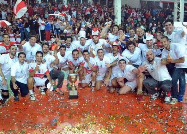 Voley masculino: EN LA LIGA DEPORTIVO MORÓN GRITÓ CAMPEÓN