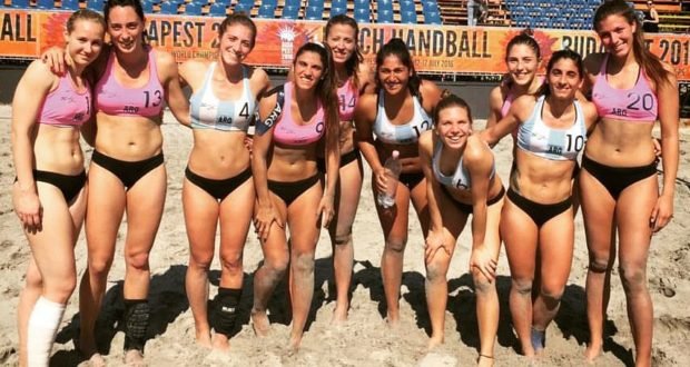 Lee más sobre el artículo Beach handball: EN EL MUNDIAL DE BUDAPEST LAS CHICAS ARGENTINAS FINALIZARON EN EL PUESTO 5° DEL GRUPO A