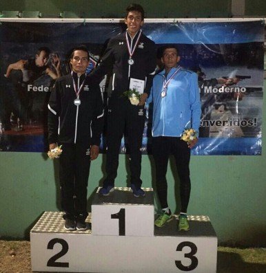 En este momento estás viendo Pentathlón: VILLAMAYOR DE ORO, PLATA Y BRONCE EN EL PANAMERICANO 2017