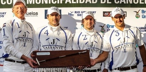 Lee más sobre el artículo Polo: VALIENTE/LA DOLFINA VENCIÓ A LA NATIVIDAD Y SE QUEDÓ CON EL ABIERTO DE SAN JORGE 2017