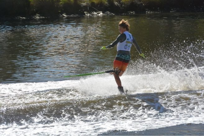 En este momento estás viendo Esquí Náutico: TOBÍAS GIORGIS, FIGURITA REPETIDA