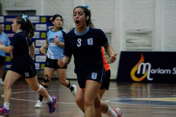Lee más sobre el artículo Handball femenino: ANÁLISIS DE CATERINA BENEDETTI PREVIO AL INICIO DEL PANAMERICANO