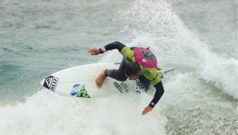 Surf: MARTIN PASSERI Y MARCELO RODRÍGUEZ COMPITIERON EN CHILE