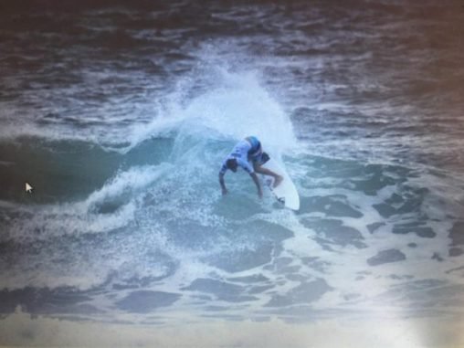 Lee más sobre el artículo Surf: USUNA, MUÑIZ Y ANÉ EN AUSTRALIA