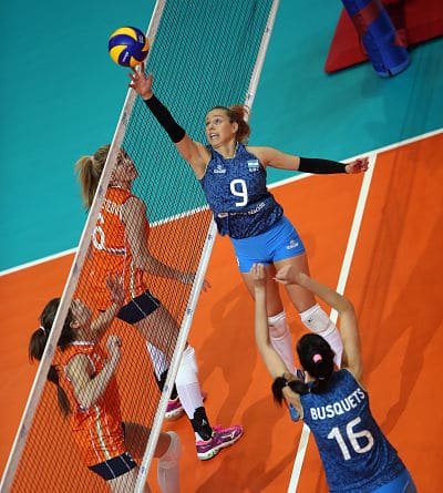 En este momento estás viendo Vóley Femenino: LAS PANTERAS CAYERON ANTE HOLANDA