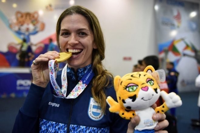 Juegos ODESUR: LA ESGRIMISTA MARÍA BELÉN PÉREZ MAURICE GANÓ EL ORO