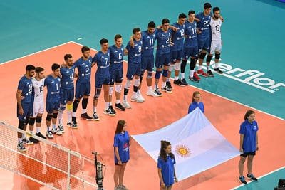 Lee más sobre el artículo Voley masculino: ARGENTINA CONSIGUIÓ UN TRIUNFO MÁS EN EL TERCER WEEKEND DE LA VNL