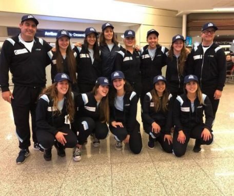 Lee más sobre el artículo Roller Hockey femenino: LA SELECCIÓN VIAJÓ A JUGAR EL MUNDIAL DE ITALIA