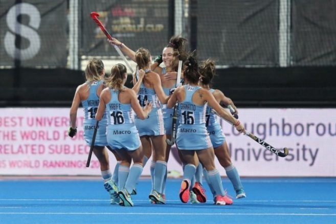 En este momento estás viendo Hockey sobre césped femenino: LAS LEONAS VENCIERON A NUEVA ZELANDA Y PASARON A CUARTOS DE FINAL DE LA COA DEL MUNDO