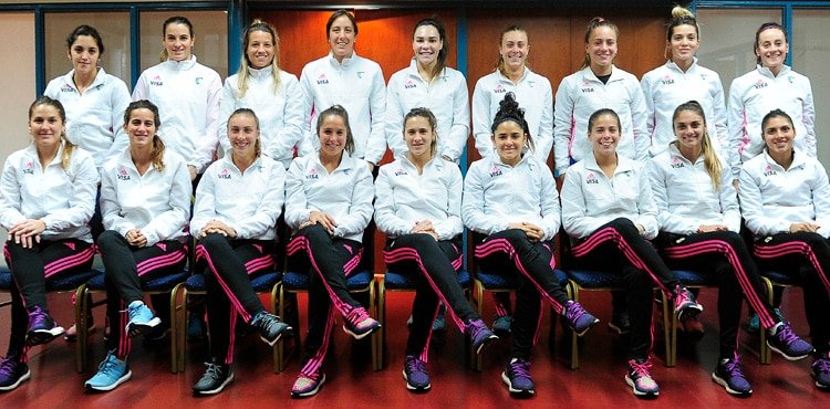 En este momento estás viendo Hockey sobre césped femenino: LAS LEONAS EMBARCAN SU SUEÑO MUNDIALISTA
