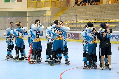 Lee más sobre el artículo Roller Hockey masculino: LA SELECCIÓN ARGENTINA BUSCARÁ EL NOVENO PUESTO EN EL MUNDIAL DE ITALIA