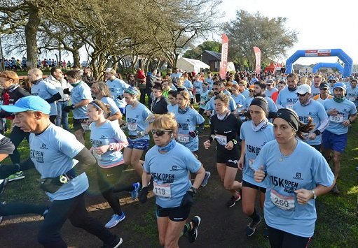 Lee más sobre el artículo Running: MARIANA BORELLI Y MARCELO MICHIA GANARON LOS 15K LAGUNA OPEN SPORTS