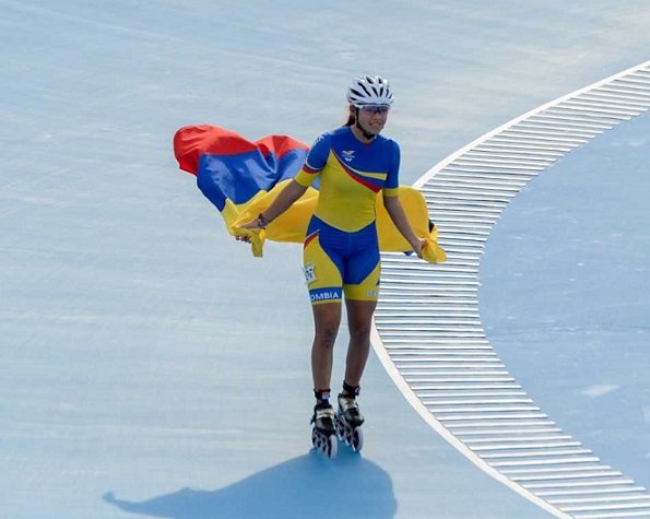 Lee más sobre el artículo YOG BA 2018: COLOMBIA DOMINÓ EL PATINAJE DE VELOCIDAD SOBRE RUEDAS