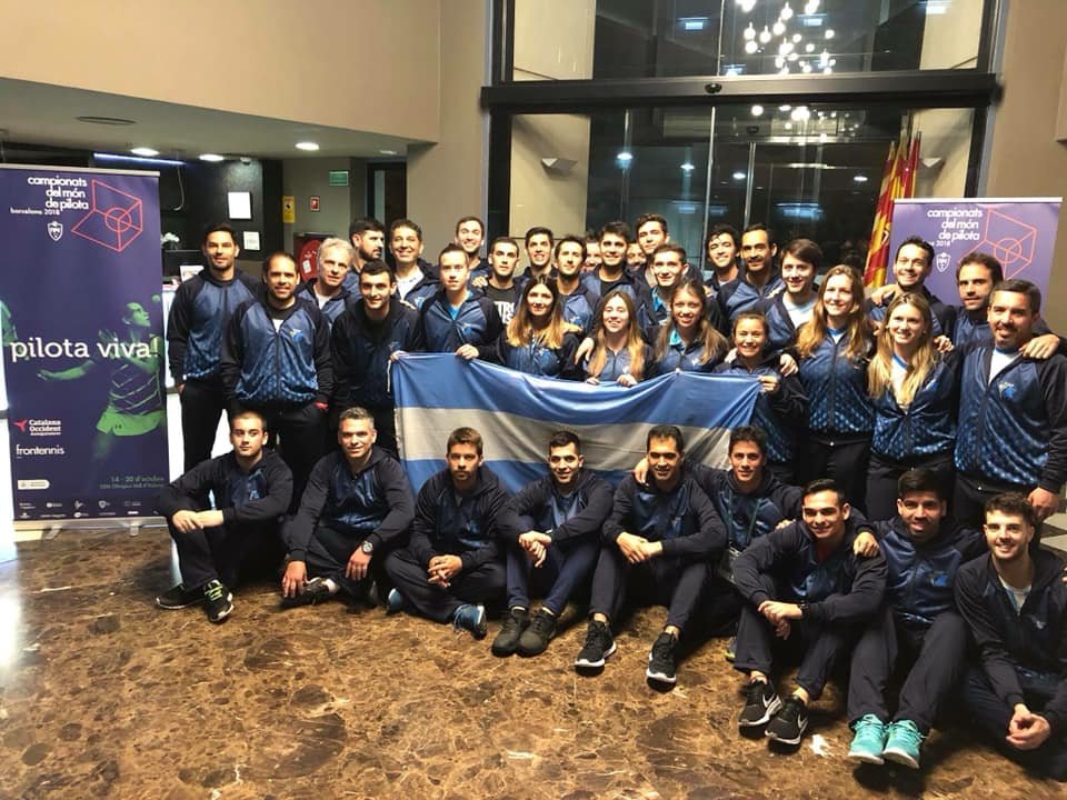 Lee más sobre el artículo Pelota: GRANDES CONQUISTAS PARA ARGENTINA EN EL MUNDIAL DE BARCELONA