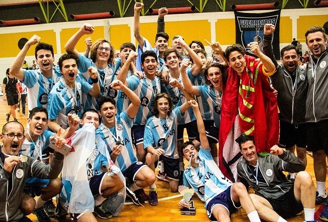 Lee más sobre el artículo Handball masculino y femenino: LOS CHICOS ARGENTINOS SE QUEDARON CON EL TÍTULO EN LA CATEGORÍA MENORES