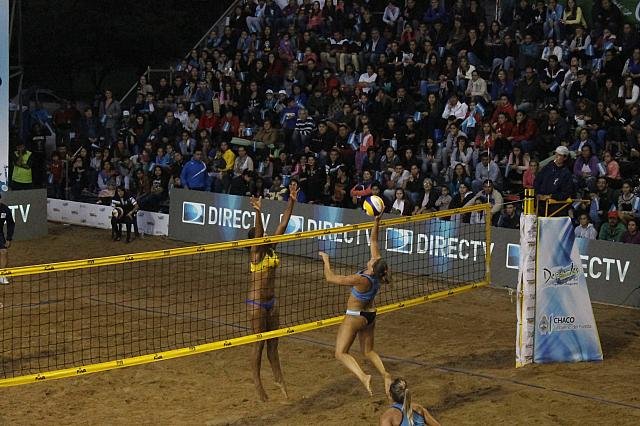 Lee más sobre el artículo Beach Voley: CHACO TENDRÁ UN NUEVO ESTADIO Y RECIBIRÁ EL SUDAMERICANO