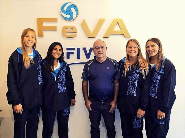 Lee más sobre el artículo Snow Voley: ARGENTINA CAMINO A AUSTRIA PARA DISPUTAR EL WORLD TOUR