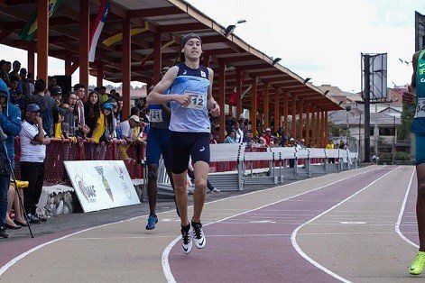 Lee más sobre el artículo Atletismo: LOS ARGENTINOS BRILLARON EN URUGUAY