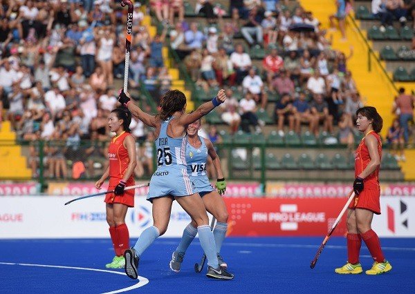 Lee más sobre el artículo Hockey césped femenino: LAS LEONAS VENCIERON A CHINA EN ROSARIO POR FIH PRO LEAGUE
