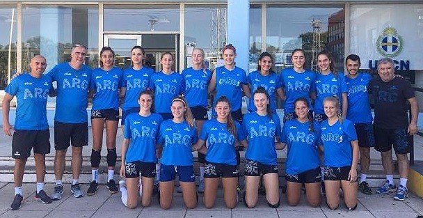Lee más sobre el artículo Voley femenino: CONCENTRACIÓN DE LAS PANTERITAS SUB 18 EN SAN LUIS