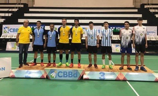 Lee más sobre el artículo Badminton: BUENA COSECHA DE MEDALLAS DE LOS ARGENTINOS