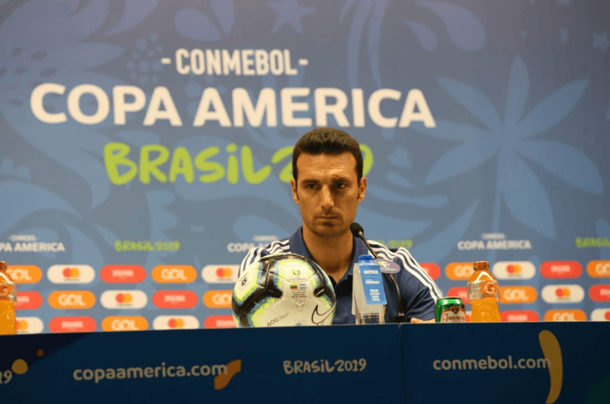Lee más sobre el artículo Fútbol masculino: SCALONI, SATISFECHO TRAS EL TRIUNFO ANTE VENEZUELA