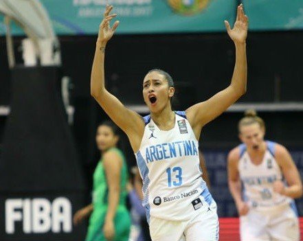 Lee más sobre el artículo Básquet femenino: «HACE MUCHO TIEMPO NO DISFRUTABA DE UNA SEMANA DE PRÁCTICAS ASÍ» SOSTUVO DÉBORA GONZÁLEZ