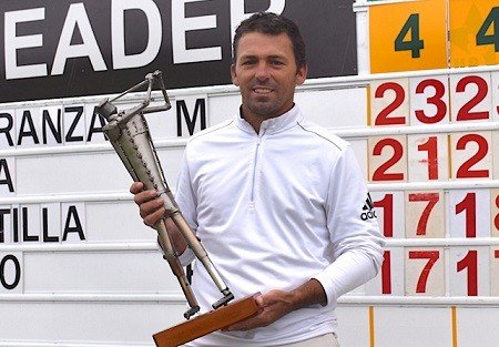 Lee más sobre el artículo Golf: MIRI CARRANZA CAMPEÓN DEL ABIERTO DE TERMAS DE RÍO HONDO