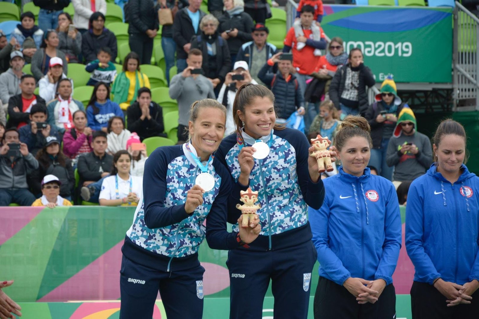 Lee más sobre el artículo Juegos Lima 2019: EL BEACH VOLEY COSECHÓ DOS MEDALLAS MÁS PARA ARGENTINA