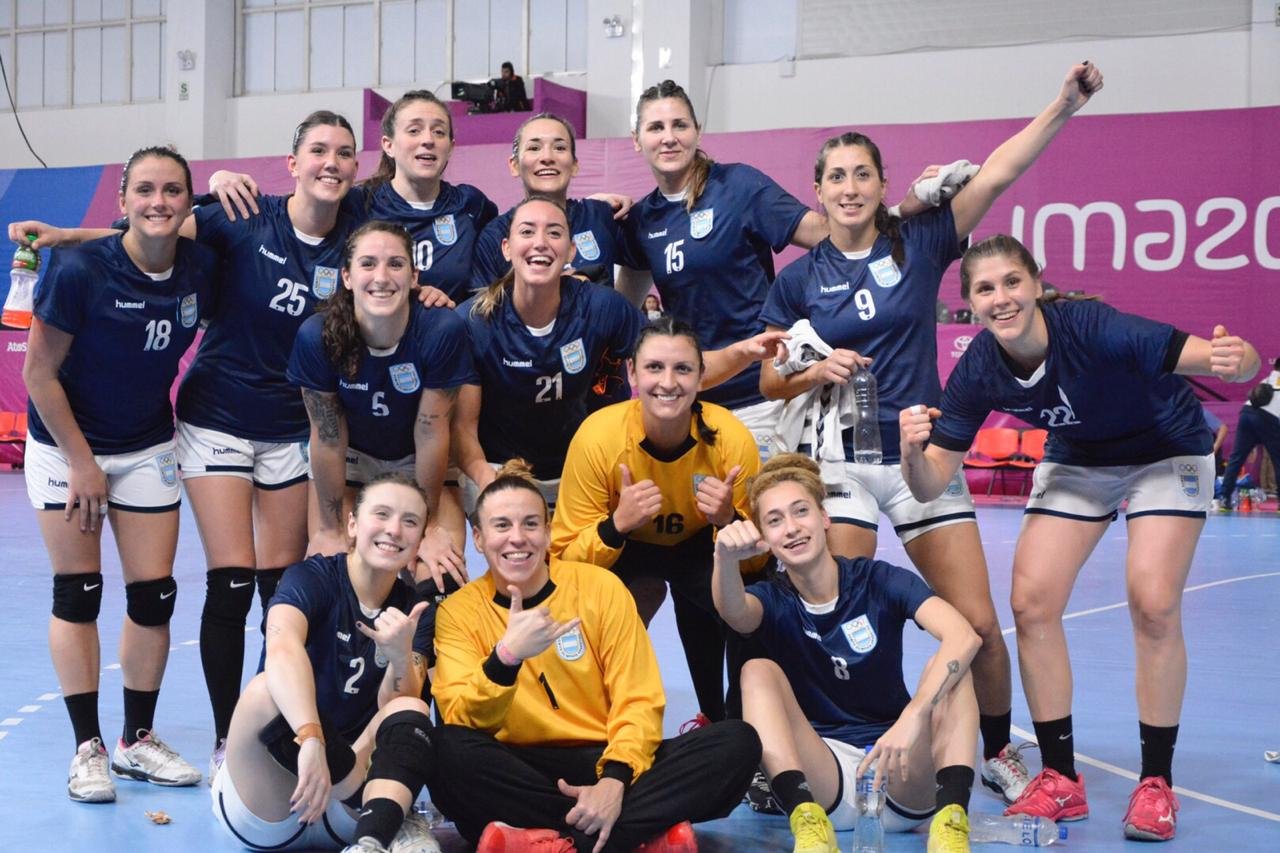 Lee más sobre el artículo Juegos Lima 2019: EN HANDBALL FEMENINO, LA GARRA GANÓ E IRÁ POR EL ORO