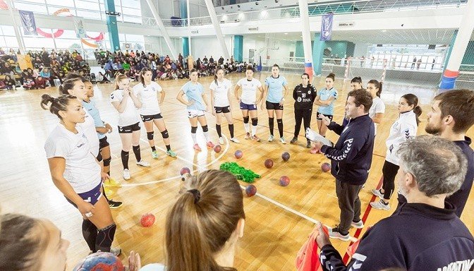 Lee más sobre el artículo Handball femenino: LA SELECCIÓN CONCLUYÓ SU CONCENTRACIÓN EN SAN LUIS