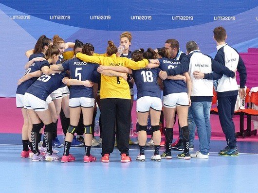Lee más sobre el artículo Juegos Lima 2019: VOCES DE «LA GARRA» TRAS PASAR A LA FINAL DE HANDBALL FEMENINO