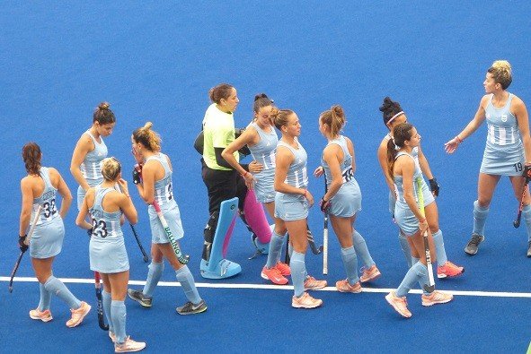 Lee más sobre el artículo Juegos Lima 2019: HOCKEY CÉSPED, ALBERTARIO Y ALONSO HABLARON LUEGO DE LA GOLEADA