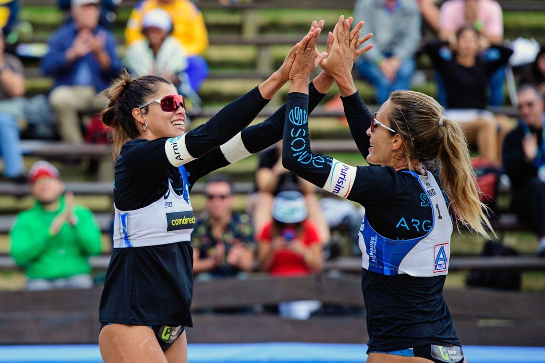 Lee más sobre el artículo Beach Voley: ANA GALLAY Y FERNANDA PEREYRA QUEDARON EN EL TOP17 DEL MUNDIAL HAMBURGO 2019