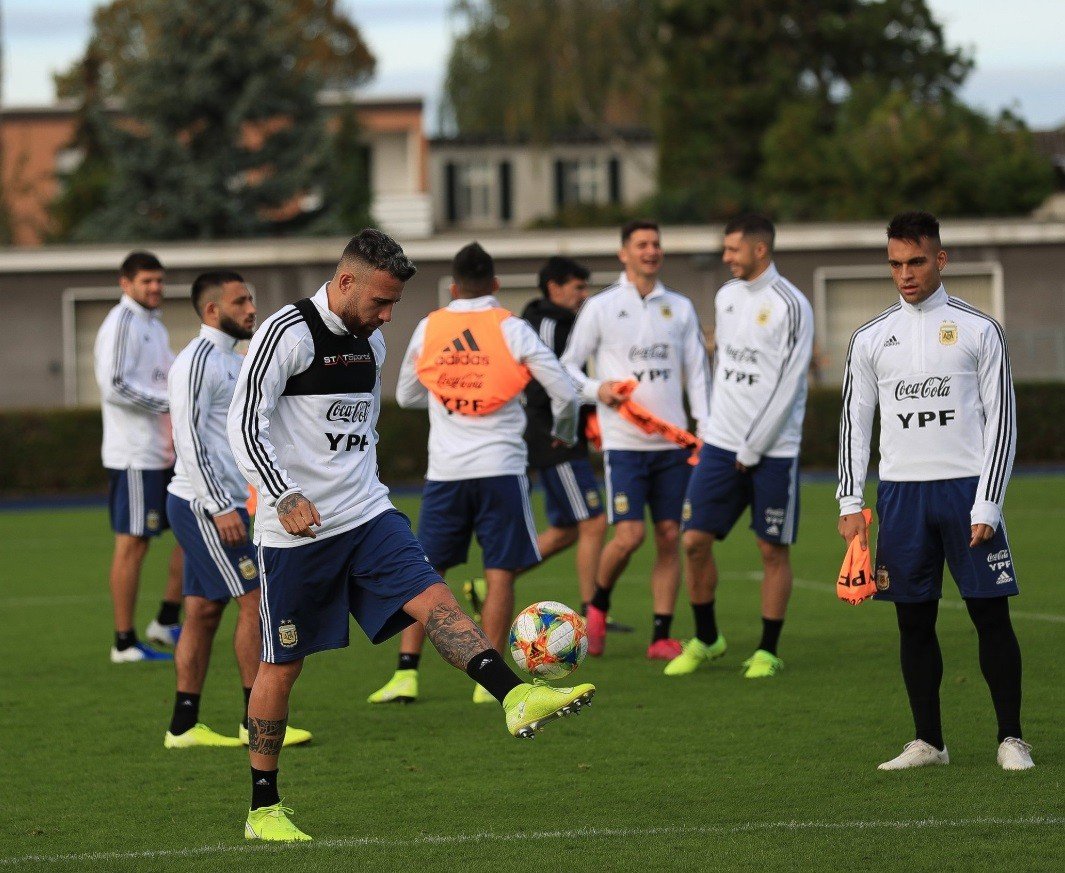 Lee más sobre el artículo Fútbol masculino: ARGENTINA YA PIENSA EN ECUADOR