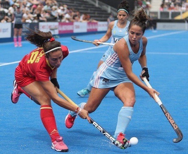 Lee más sobre el artículo Hockey césped femenino: LAS LEONAS DERROTARON A LAS ESPAÑOLAS EN EL SEGUNDO AMISTOSO