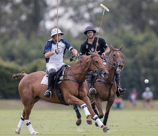 Lee más sobre el artículo Polo: LA DOLFINA SANCOR SEGUROS, ELLERSTINA, LAS MONJITAS Y CRÍA YATAY UPHOLD SON SEMIFINALISTAS DEL ABIERTO DE TORTUGAS 2019