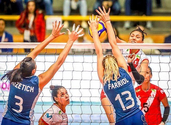 Lee más sobre el artículo Voley femenino: BUEN COMIENZO DE LAS PANTERAS EN EL PREOLÍMPICO DE BOGOTÁ