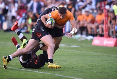 Lee más sobre el artículo Rugby masculino: LOS JAGUARES SUFRIERON ANTE SHARKS Y DEJARON PASAR LA CHANCE DE QUEDAR EN LO MÁS ALTO DE LA TABLA