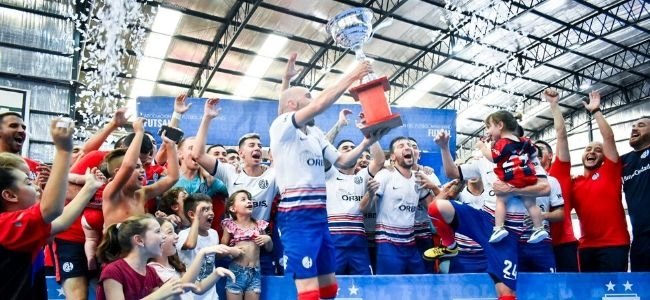 Lee más sobre el artículo Futsal: SAN LORENZO CAMPEÓN DE LA SUPERCOPA MASCULINA 2020 POR PRIMERA VEZ, MIENTRAS QUE EN EL FEMENINO FERRO SE CONSAGRÓ FRENTE A RACING