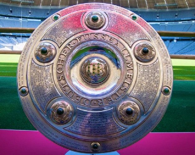 Lee más sobre el artículo Fútbol: VUELTA A LA ACTIVIDAD EN ALEMANIA, REGRESA LA BUNDESLIGA