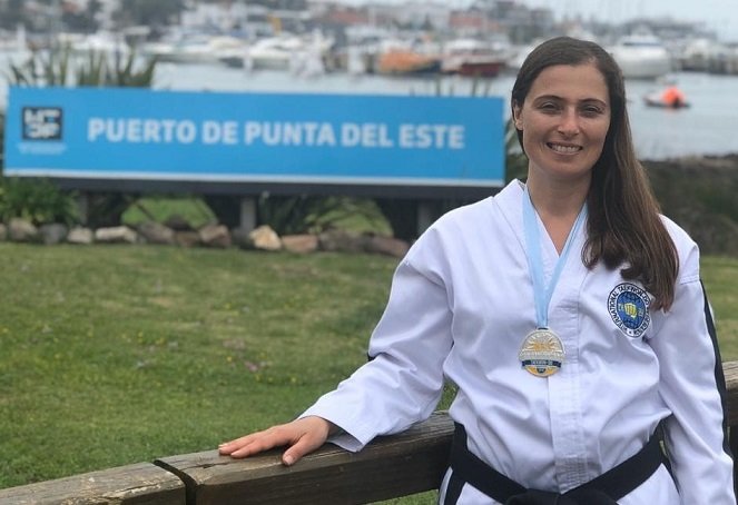 Lee más sobre el artículo Taekwondo: «ES POSIBLE QUE EL TAEKWONDO VUELVA A LOS ENTRENAMIENTOS» SOSTUVO AYELÉN CABA