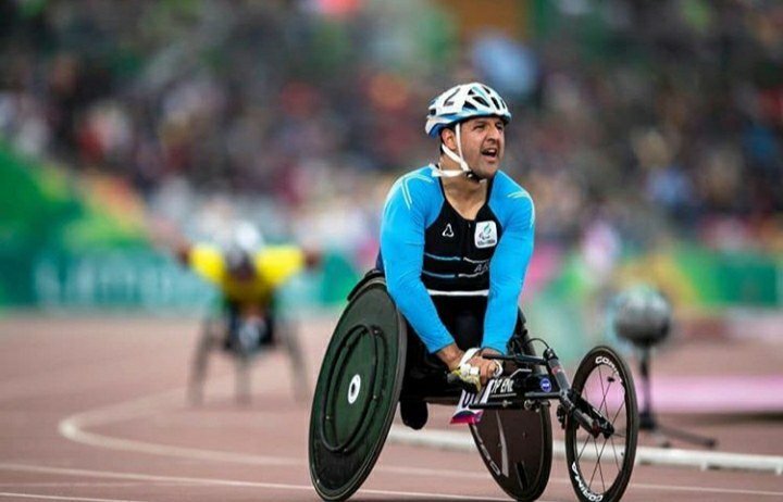 Lee más sobre el artículo Notas: ATLETISMO ADAPTADO Y DEPORTE PARALÍMPICO CON ALEJANDRO MALDONADO