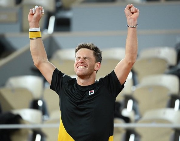 Lee más sobre el artículo Tenis: NADIA PODOROSKA Y DIEGO SCHWARTZMAN HACEN HISTORIA EN ROLAND GARROS