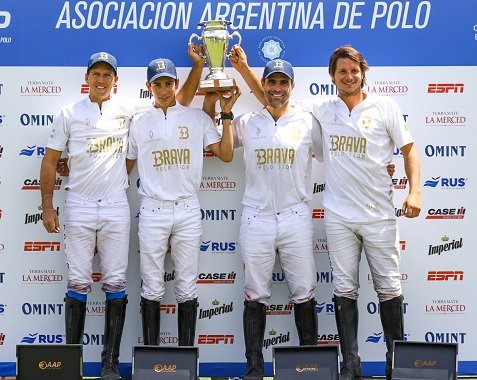 Lee más sobre el artículo Polo masculino: BRAVA POLO TEAM GANÓ LA COPA PILAR