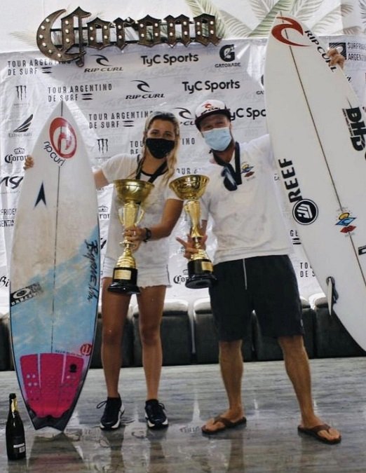 Lee más sobre el artículo Surf: JOSEFINA ANÉ SE CORONÓ CAMPEONA ARGENTINA 2020