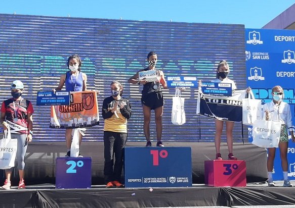 Lee más sobre el artículo Atletismo: LUIS MOLINA Y ROSA GODOY GANARON EL MEDIO MARATÓN DE SAN LUIS