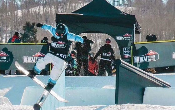 Lee más sobre el artículo Snowboard: FEDERICO CHIARADIO SUBCAMPEÓN EN ASPEN