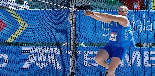 Lee más sobre el artículo Atletismo: «ME VOY VACÍA Y LLENA A LA VEZ» AFIRMÓ JENNIFER DAHLGREN, DESTACADA LANZADORA DE MARTILLO NACIONAL