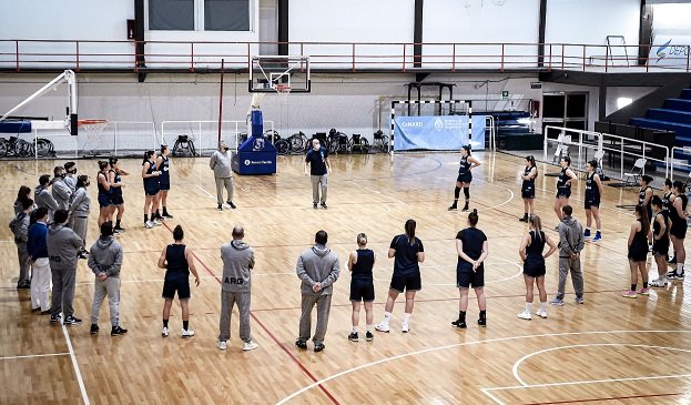 Lee más sobre el artículo Básquet femenino: REGRESÓ A LOS ENTRENAMIENTOS LA SELECCIÓN